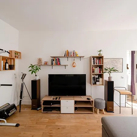 Design Apt In Aligre Neighbourhood Paris